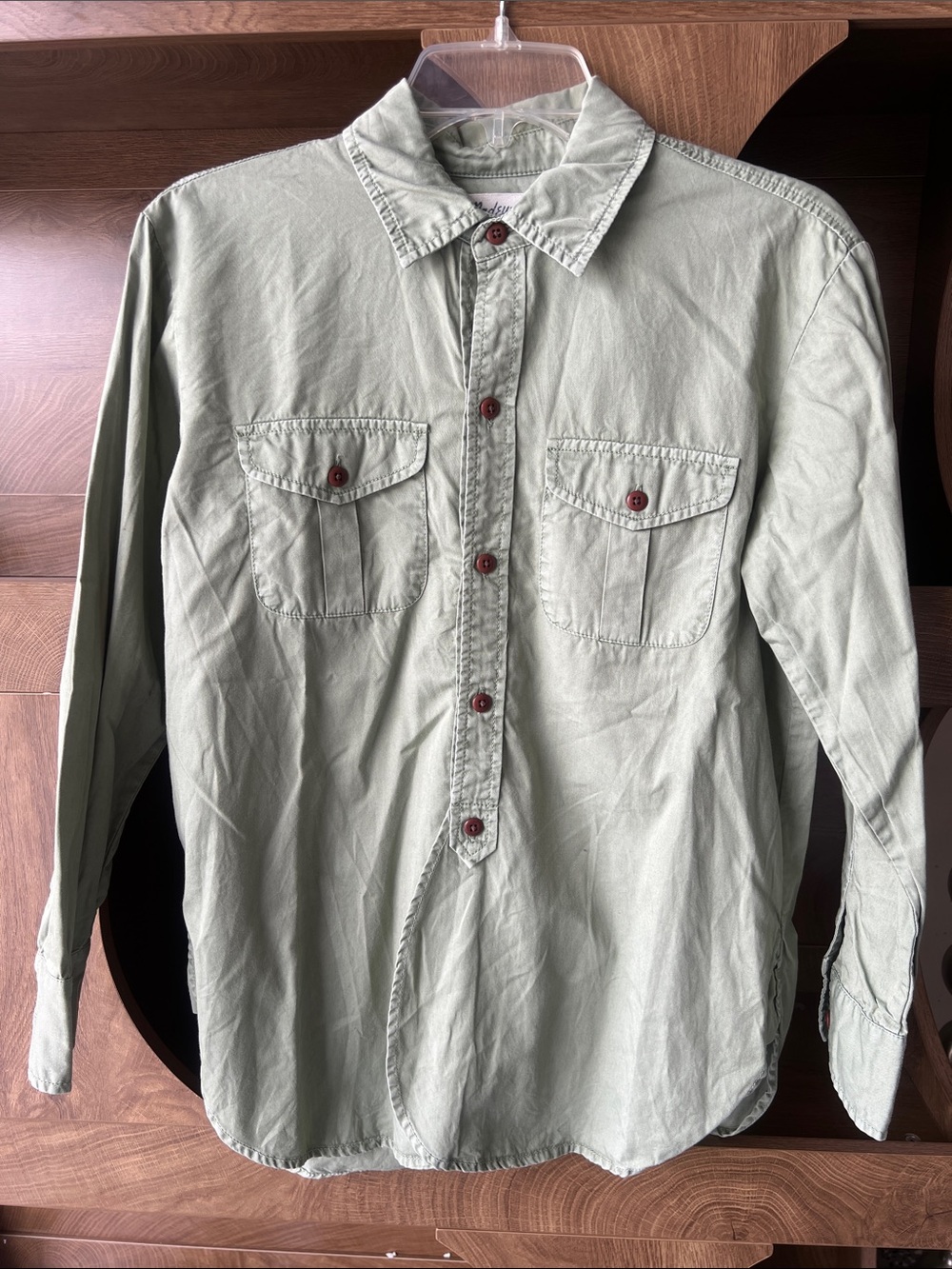 Madewell Women’s Long-Sleeve Cargo Button-Up Shirt in Light Sage